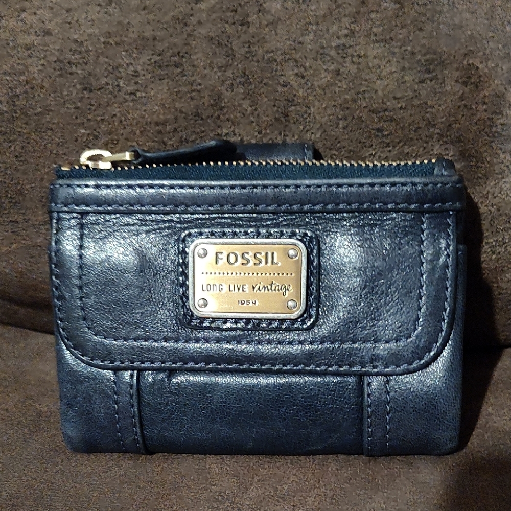 Fossil Women's Dark Blue Wallet